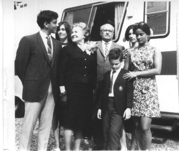 Nan & Gramps with the Grandchildren